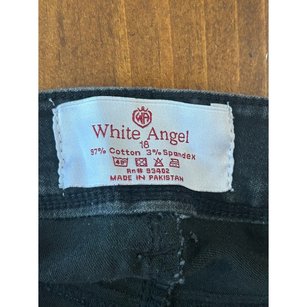 White Angel Women's Black Denim Shorts Size 18 Stretchy Casual - Picture 4 of 4